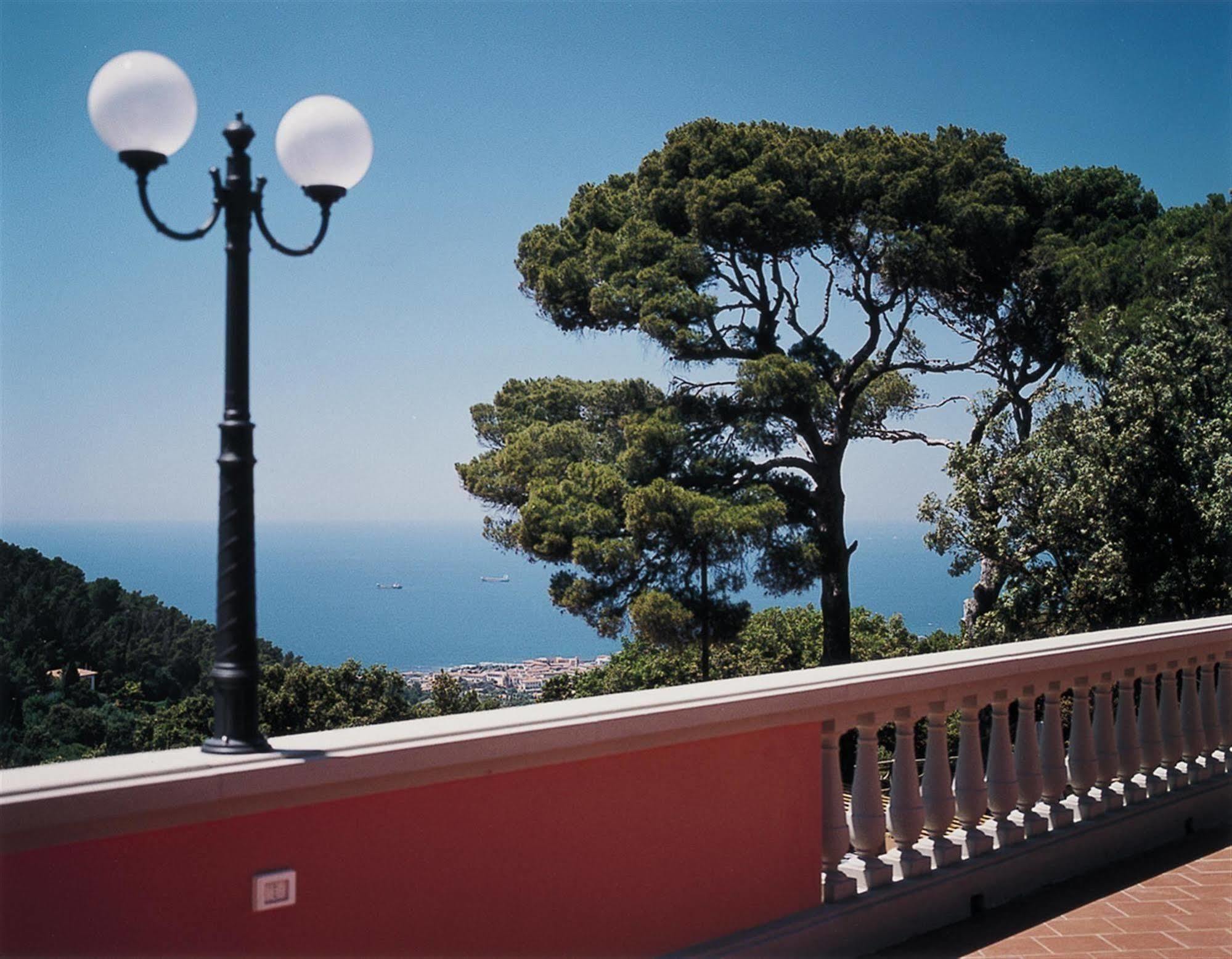 Hotel La Vedetta Livorno Zewnętrze zdjęcie